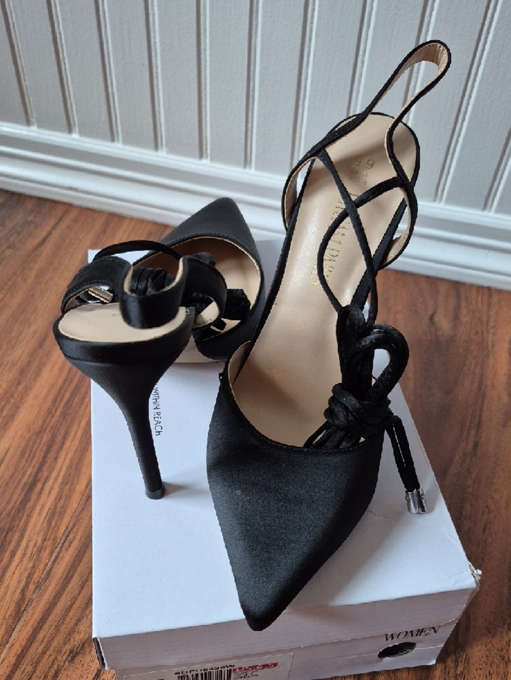 Dream Pairs Black Satin Pointed Toe Lace-Up Slingback Pumps - Picture 4 of 10